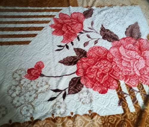Luxury Mink Embossed Double Blanket Petal