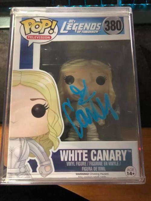 Funko Pop! - DC Legends of Tomorrow - SIGNED Caity Lotz - White Canary