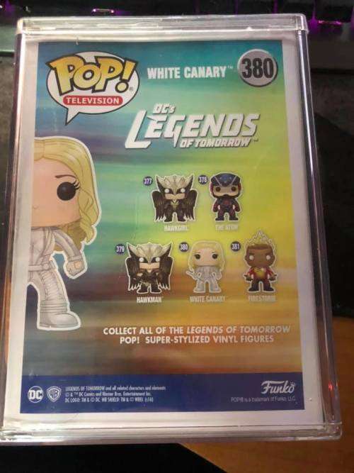 Funko Pop! - DC Legends of Tomorrow - SIGNED Caity Lotz - White Canary