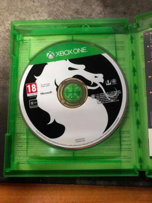 XBOX one game - Mortal Kombat 11