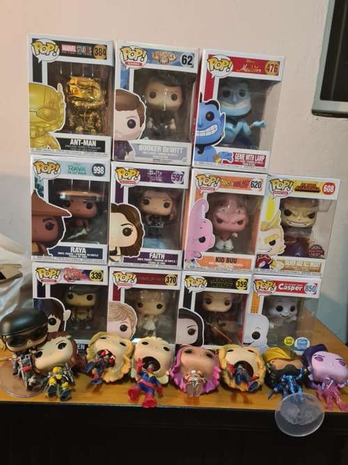 Funko pop collection - 19 pops - Disney/Marvel/Video games - some in box some out