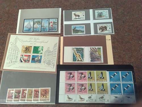 NICE CLEARANCE LOT(NO. 1)--25 CARDS WITH FINE UM SETS ,BLOCKS,CONTROLS,MINISHEETS-HIGH RESALE,CV