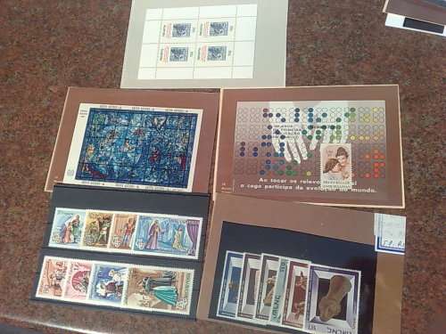 NICE CLEARANCE LOT( NO 2)-25 CARDS WITH UM/USED SETS ,BLOCKS,CONTROLS,MINISHEETS-HIGH RESALE,CV