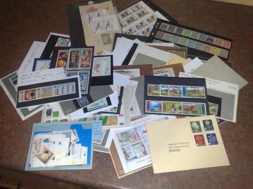 NICE JOBLOT TO CLEAR-50 ASSORTED CARDS AND PACKETS-SOME NICE SETS ,MOST UM-GOOD VALUE