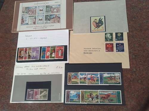 NICE JOBLOT TO CLEAR-50 ASSORTED CARDS AND PACKETS-SOME NICE SETS ,MOST UM-GOOD VALUE