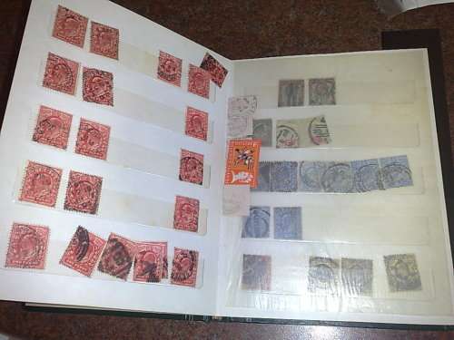 GREAT BRITAIN-SMALL MIXED LOT TO CLEAR,STOCKBOOK,LOOSE PAGES,CARDS ETC