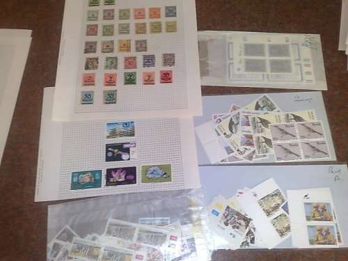 GLORY LOT TO CLEAR-CARDS,SLEEVES,PAGES,HALF PAGES,ODDS-70 ITEMS IN TOTAL-BARGAIN LOT