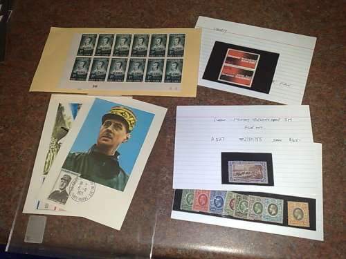 GLORY LOT TO CLEAR-CARDS,SLEEVES,PAGES,HALF PAGES,ODDS-40 ITEMS IN TOTAL-BARGAIN LOT