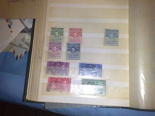 LARGE CLEARANCE LOT-7 ALBUMS,50 PACKETS LOOSES STAMPS,PLUS 2 BAGS LOOSE STAMPS FREE!!