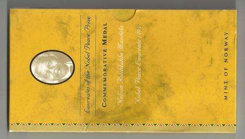 MANDELA-MINT OF NORWAY-1 OZ PROOF SILVER MEDALLION(.925)-NOBLE LAUREATE-LIMITED PRESENTATION PACK!!