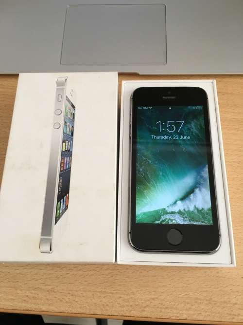 Apple iPhone 5S 16GB Space Grey - Excellent Condition
