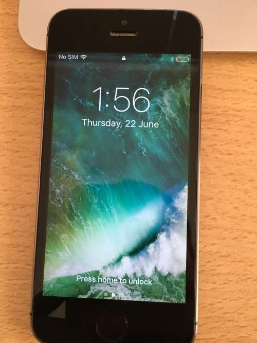 Apple iPhone 5S 16GB Space Grey - Excellent Condition