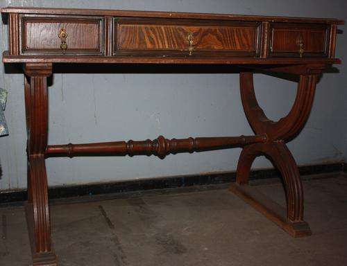 Beautiful Desk?