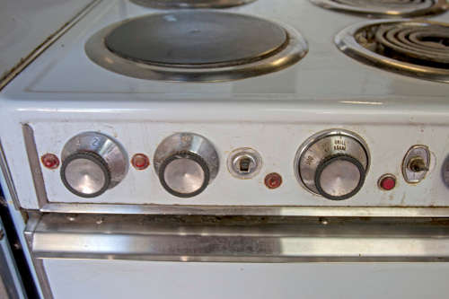 VINTAGE FUCHSWARE STOVE AND OVEN