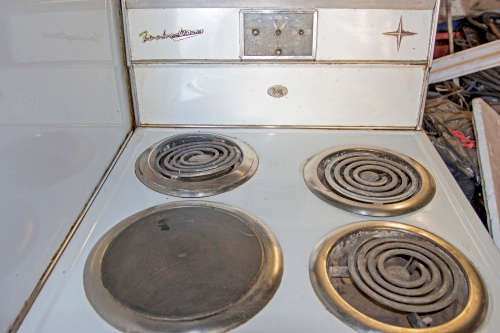 VINTAGE FUCHSWARE STOVE AND OVEN