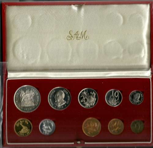 South AFRICA 1979 PROOF Set in Red CASE, complete with GOLD REEF coins, fantastic condition