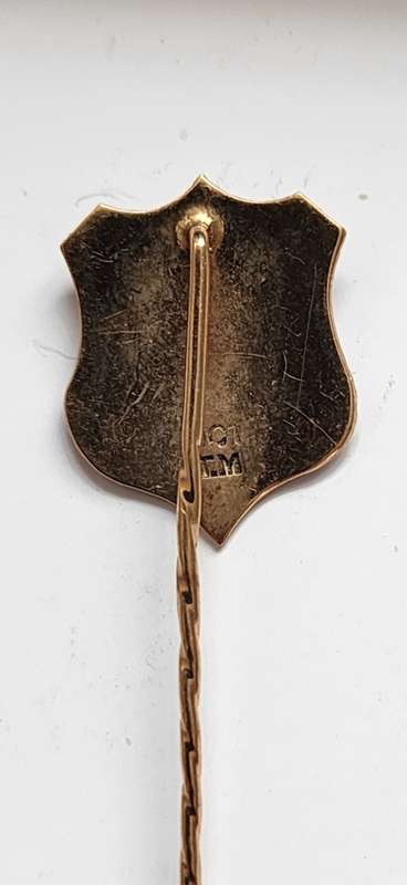 Gold Hat Pin -Antique, featuring Shield and Lucky HORSEHOE- Gorgeously engraves, MUST SEE!!