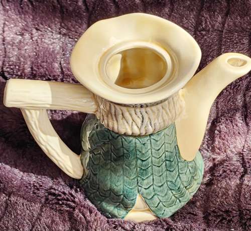 VINTAGE Antique Staffordshire England, Tony WOOD TeaPOT, in superb condition, Amazing item!