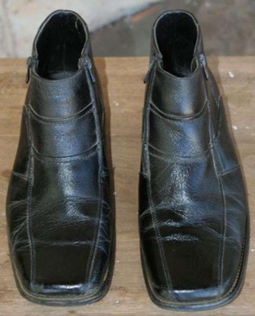 Black ankle boot size 10 worn once for a wedding and never agai