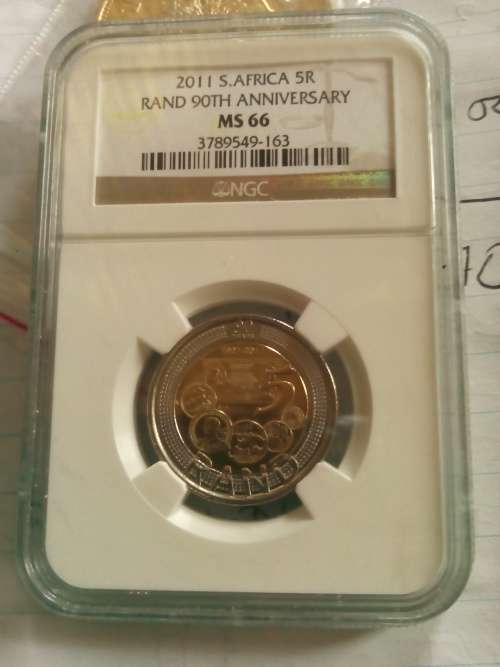 2011 Rand bank R5 NGC  ms66 ×2