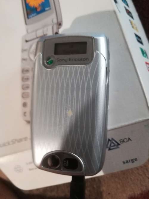 Sony ericsson z600 perfect cond