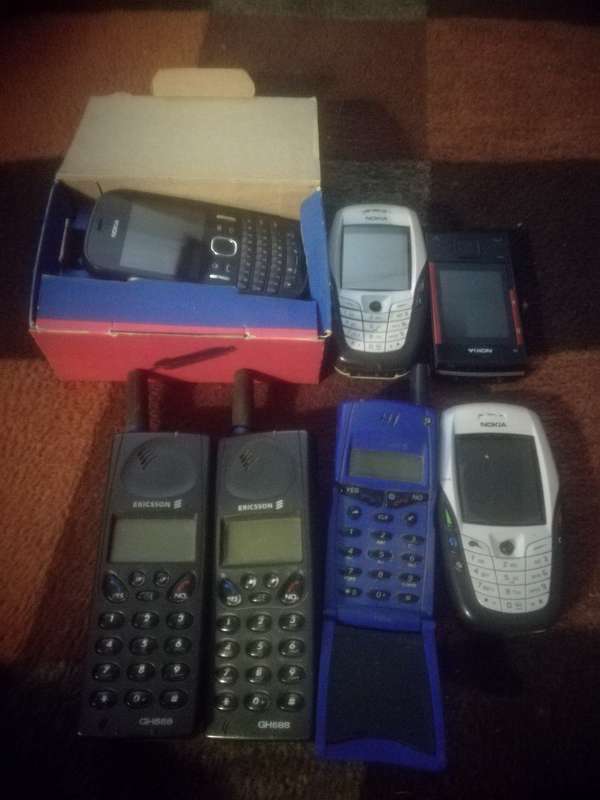 Nokia asha 201.... 100% working