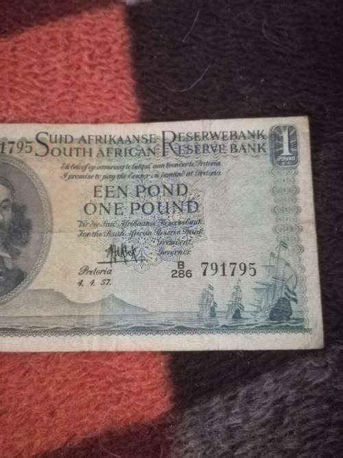 1 pound M H de Kock nice.!