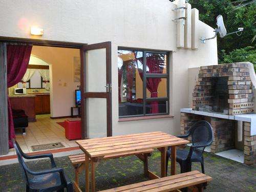 Shelly Beach (Margate) - South Coast - 500m from Beach from R300 / night