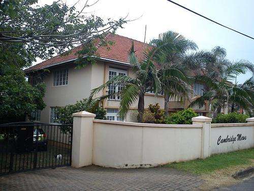 Margate (Uvongo) - South Coast 200m from Beach