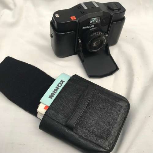 MINOX CAMERA