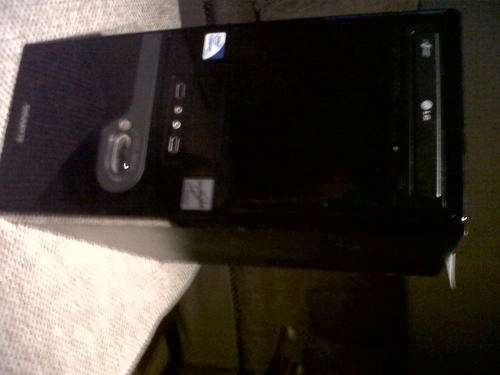 Intel Celeron 1.8ghz, 250gb hdd, 2gb ram, dvd writer, gigabyte g41motherboard, win 7 ultimate