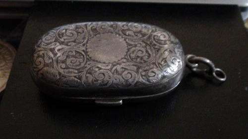 !!! Antique silver  hallmarked sovereign holder !!!