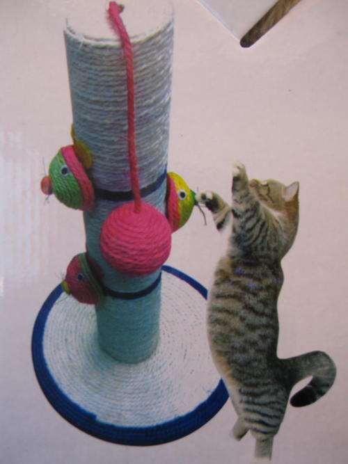 CAT SCRATCH POST & BALL