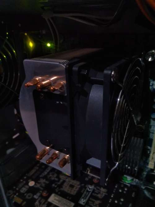 HP Z400 XEON WORKSTATION + GAINWARD 550Ti GPU
