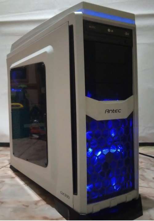 !! INTEL CORE i7-4790 BEAST + DDR5 GPU 1.5GB + 8GB RAM + 2TB!!
