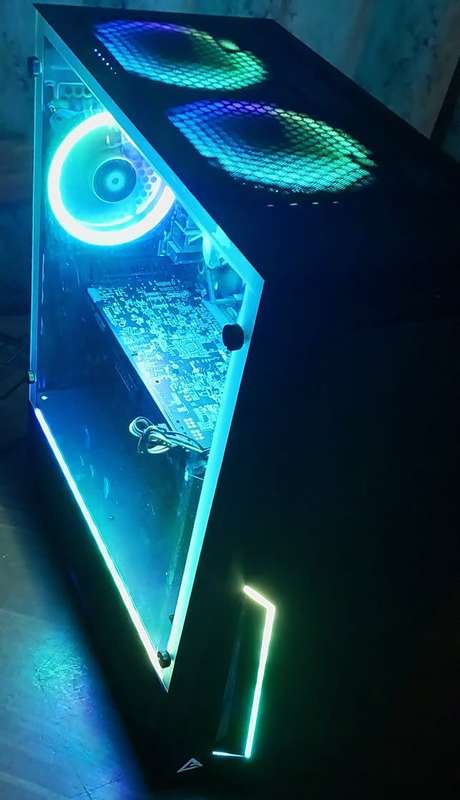 !! INTEL GAMING PC - i7 4770 + GPU !!