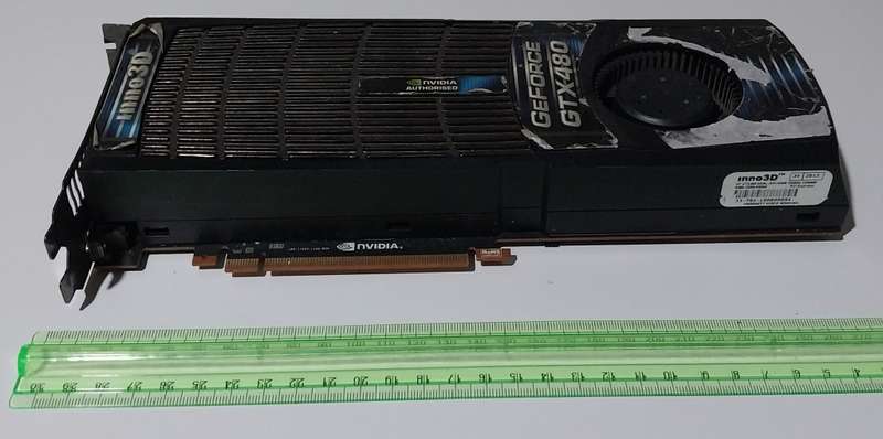 !! LOT OF (X3) GPUs - PARTS OR REPAIR !!
