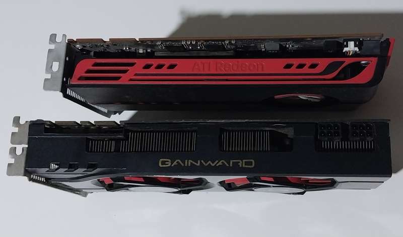 !! LOT OF (X3) GPUs - PARTS OR REPAIR !!
