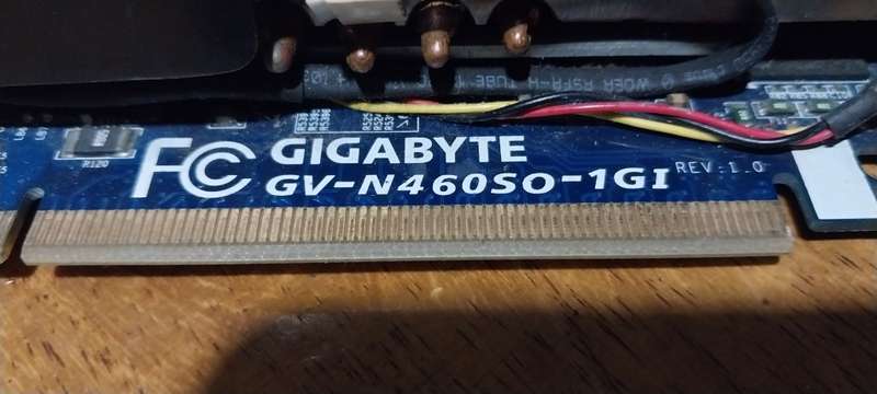 !! GIGABYTE GV-N460 1GB OVERCLOCK EDITION GPU - PARTS OR REPAIR !!