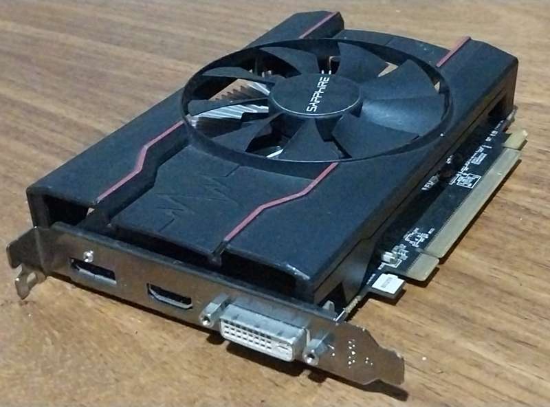 !! AMD SAPPHIRE RX 550 2GB GPU GRAPHICS CARD - PARTS OR REPAIR !!