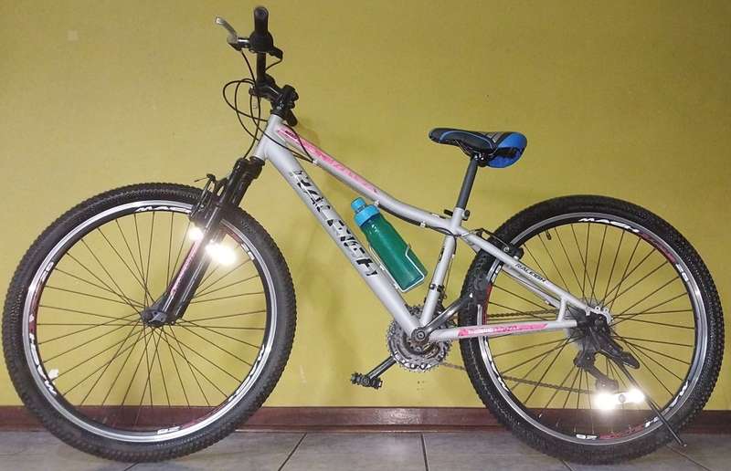 RALEIGH 26-inch 21-Speed Mountain Bicycle