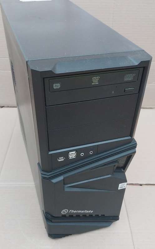 Thermaltake Empty PC case + 350w Power supply