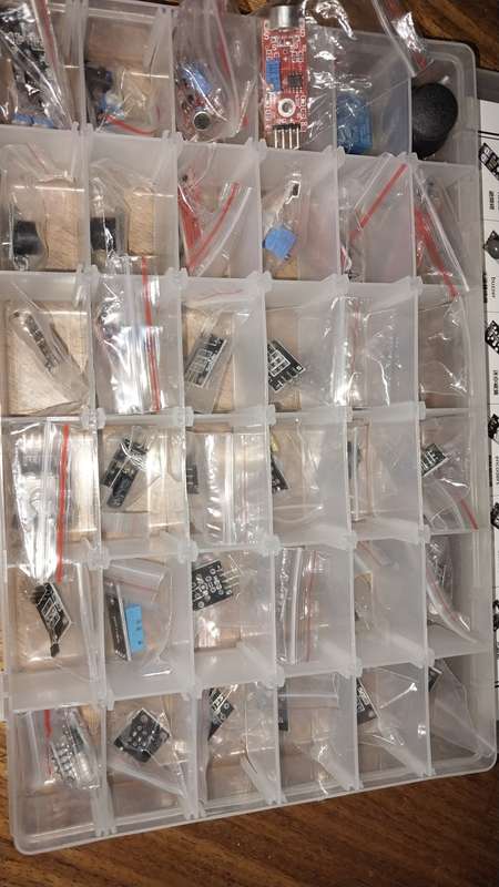 R3.5K Value - RASPBERRY PI COMPUTE + ARDUINO 37-SENSOR KIT + WIRELESS MINI KEYBOARD