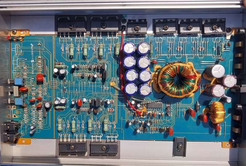 OLDSCHOOL CALIBRA STEALTH 1,400W CAR MONOBLOCK AMPLIFIER