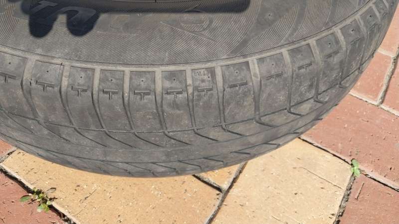 PAIR OF 13` STEEL RIMS (TYRES ON THEM COME FREE)