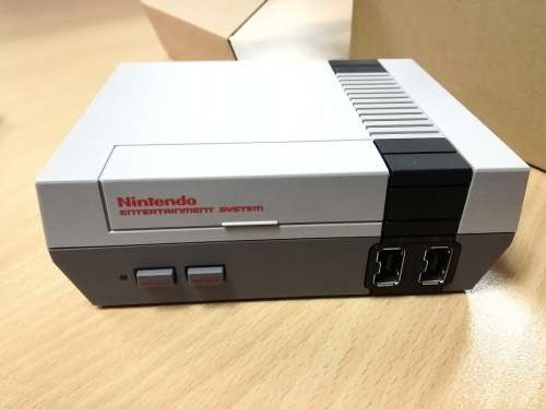 NINTENDO CLASSIC MINI (NEW)