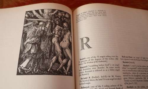 A Dictionery of Angels by Gustav Davidson