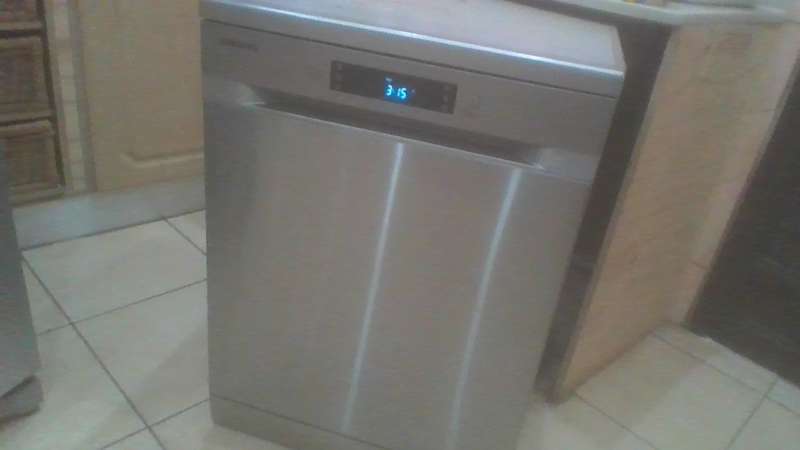 14 PLACE-SETTING DISHWASHER with DIGITAL DISPLAY, DW60M5070FS