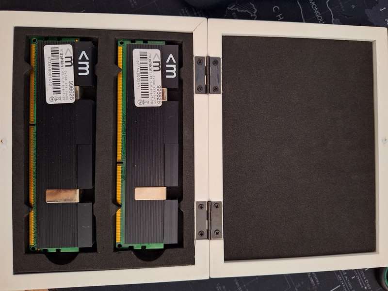 Mushkin (2x1GB) DDR3 1800 PC3-14400 8-8-7-20 Blackline 1.85v-1.9v
