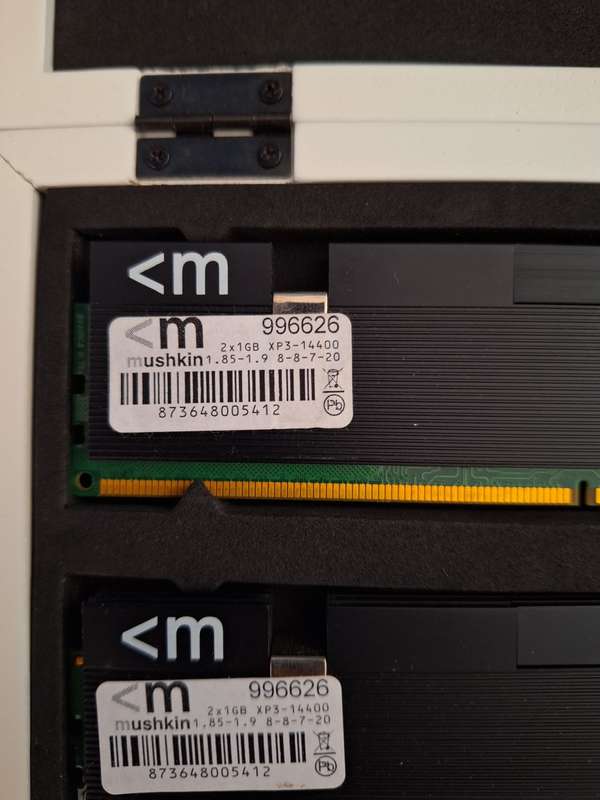 Mushkin (2x1GB) DDR3 1800 PC3-14400 8-8-7-20 Blackline 1.85v-1.9v